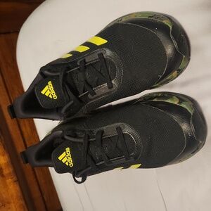 Black/camo sole Adidas sneakers size 6Y